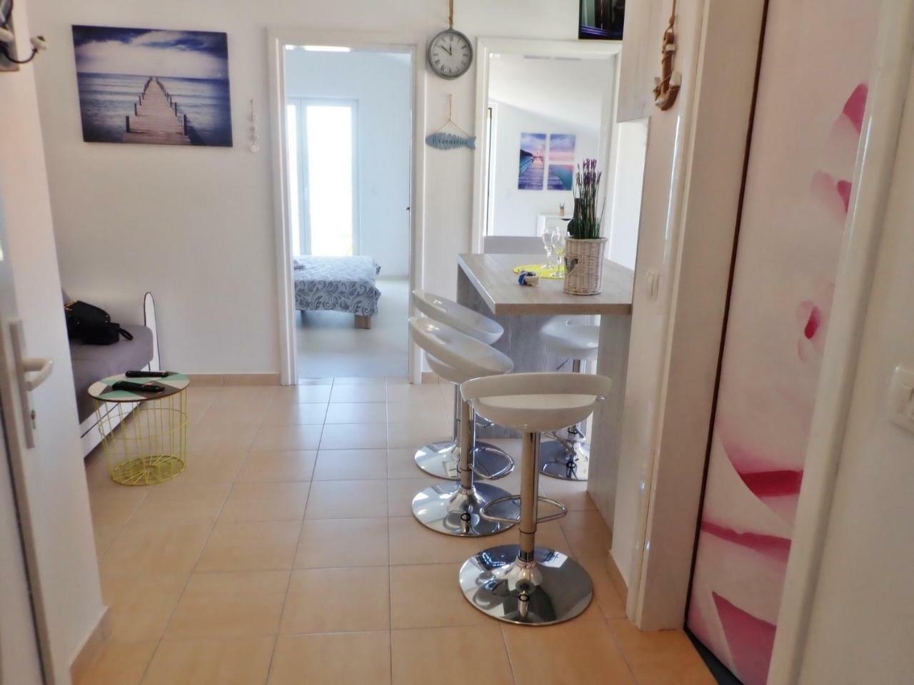Apartment Ela Enjoy Breathtaking Seaview Seline Exterior photo