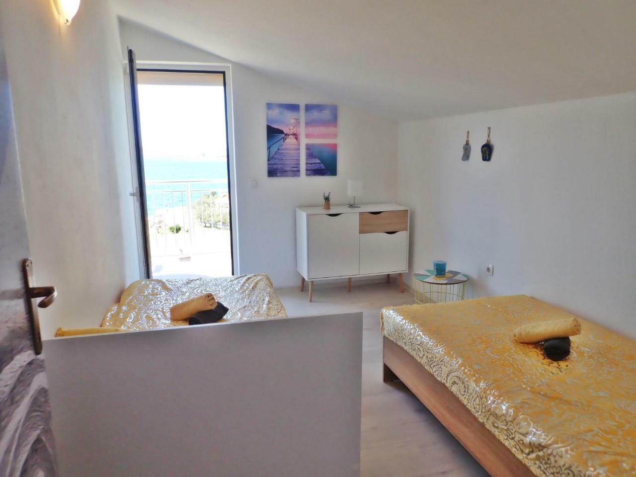 Apartment Ela Enjoy Breathtaking Seaview Seline Exterior photo