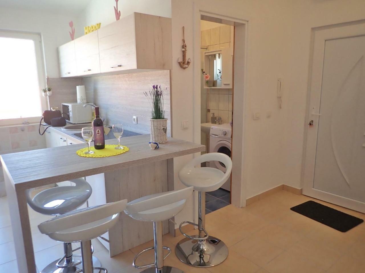 Apartment Ela Enjoy Breathtaking Seaview Seline Exterior photo